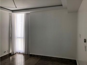 Hermoso Yoo modelo J tipo Loft en Ave. Balboa