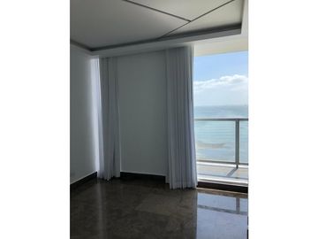 Hermoso Yoo modelo J tipo Loft en Ave. Balboa