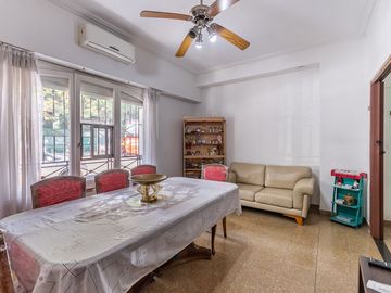 PH 3 amb a la calle Caballito apto comercial