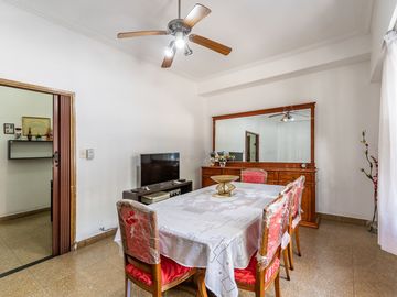 PH 3 amb a la calle Caballito apto comercial