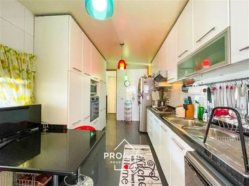 Casa en Venta en Onofre Jarpa y Carlos Vildosola /En Condominio excelente estado