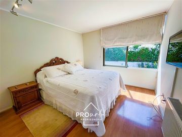 Casa en Venta en Onofre Jarpa y Carlos Vildosola /En Condominio excelente estado