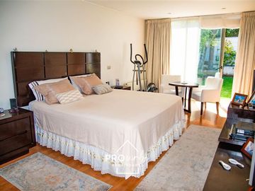 Casa en Venta en Onofre Jarpa y Carlos Vildosola /En Condominio excelente estado