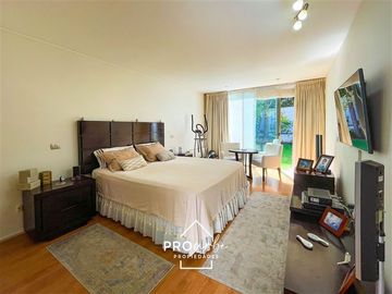 Casa en Venta en Onofre Jarpa y Carlos Vildosola /En Condominio excelente estado