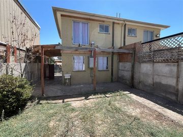 Casa en Venta en Condominio El Mañio