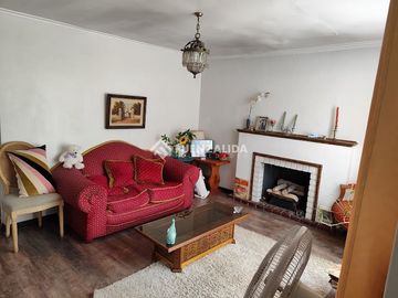 Casa en Venta en Arturo Gordon /Armando Moock