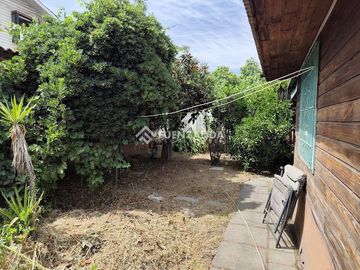 Casa en Venta en Arturo Gordon /Armando Moock