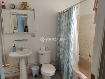 Casa en Venta en Arturo Gordon /Armando Moock