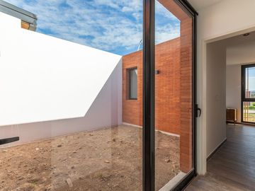 CASA EN VENTA CITY BELL EL QUIMILAR 3 DORMITORIOS