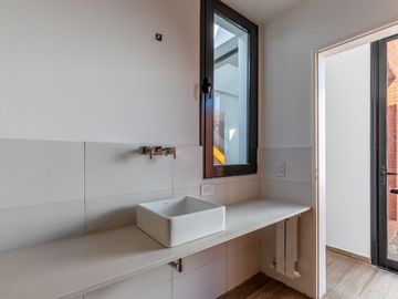 CASA EN VENTA CITY BELL EL QUIMILAR 3 DORMITORIOS