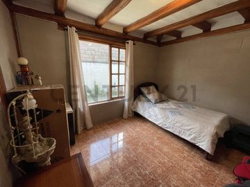 CASA DE VENTA ALANGASÍ (SECTOR SAN GABRIEL)