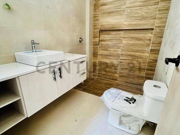 Venta de casa en la Vía Salitre, La Aurora