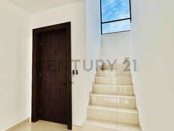 Venta de casa en la Vía Salitre, La Aurora