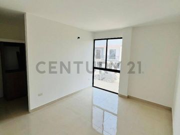 Venta de casa en la Vía Salitre, La Aurora