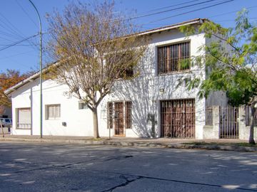 VENDO EN BLOCK - LOCAL   CHALET 2 AMBIENTES   DEPARTAMENTO EN BARRIO DON BOSCO