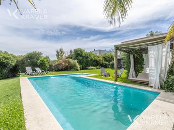 Casa en Venta en Barrio cerrado San Benito, Villanueva Tigre