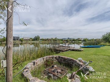 Casa en Venta en Barrio cerrado San Benito, Villanueva Tigre