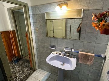Casa a 100 mts de Av. Sabattini, 406m2 de terreno!!!