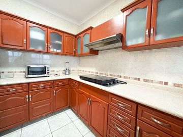 CASA CON EXCELENTES ESPACIOS EN EL FORTÍN.