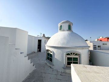 CASA CON EXCELENTES ESPACIOS EN EL FORTÍN.
