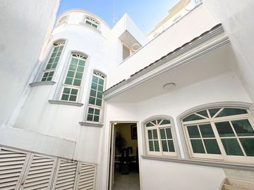 CASA CON EXCELENTES ESPACIOS EN EL FORTÍN.