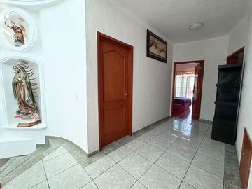 CASA CON EXCELENTES ESPACIOS EN EL FORTÍN.