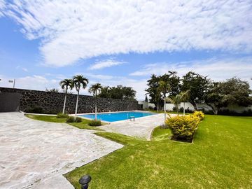 CASA CON VISTA AL LAGO EN SAN JUAN CÓSALA, EN LA RIBERA DE CHAPALA.