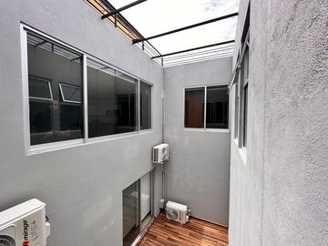 CASA CON VISTA AL LAGO EN SAN JUAN CÓSALA, EN LA RIBERA DE CHAPALA.
