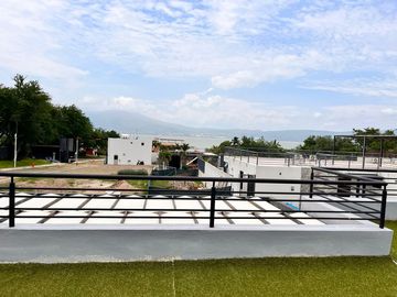 CASA CON VISTA AL LAGO EN SAN JUAN CÓSALA, EN LA RIBERA DE CHAPALA.