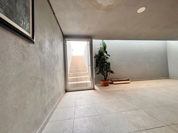 CASA CON VISTA AL LAGO EN SAN JUAN CÓSALA, EN LA RIBERA DE CHAPALA.