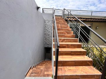 CASA CON VISTA AL LAGO EN SAN JUAN CÓSALA, EN LA RIBERA DE CHAPALA.