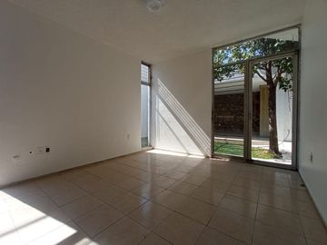 CASA PARA REMODELAR EN LADRON DE GUEVARA