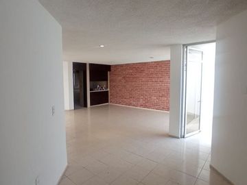 CASA PARA REMODELAR EN LADRON DE GUEVARA