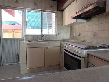 CASA PARA REMODELAR EN LADRON DE GUEVARA
