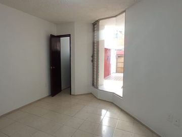 CASA PARA REMODELAR EN LADRON DE GUEVARA
