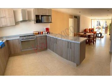 DEPARTAMENTO (PENTHOUSE) EN VENTA EN CONDESA CIMATARIO, CORREGIDORA, QUERÉTARO