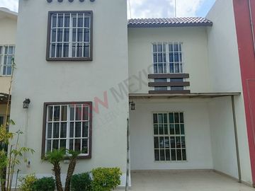 Casa en venta en Paseso de Chavarría, Cerrada de los Lagos
