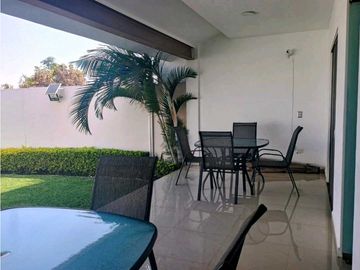 CASA EN VENTA EN LOMAS DE JIUTEPEC