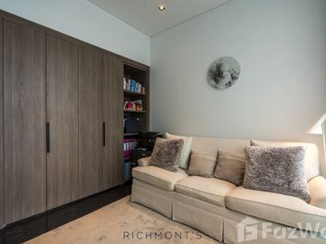Luxury 3-Bedroom Condo at The Ritz-Carlton | 210 SQM