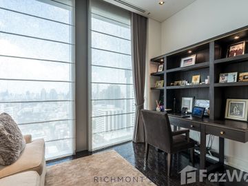 Luxury 3-Bedroom Condo at The Ritz-Carlton | 210 SQM