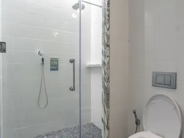 Luxury 3-Bedroom Condo at The Ritz-Carlton | 210 SQM