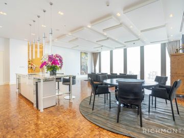 Exclusive 3+1 Bedroom Luxury Condo at The Ritz-Carlton