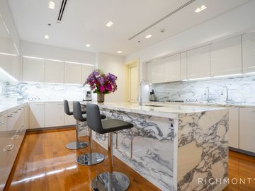 Exclusive 3+1 Bedroom Luxury Condo at The Ritz-Carlton