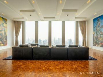 Exclusive 3+1 Bedroom Luxury Condo at The Ritz-Carlton