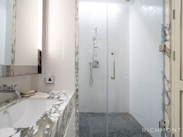 Exclusive 3+1 Bedroom Luxury Condo at The Ritz-Carlton