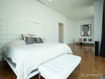 Exclusive 3+1 Bedroom Luxury Condo at The Ritz-Carlton