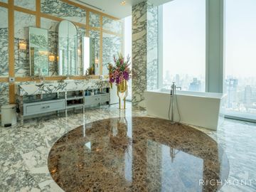 Exclusive 3+1 Bedroom Luxury Condo at The Ritz-Carlton