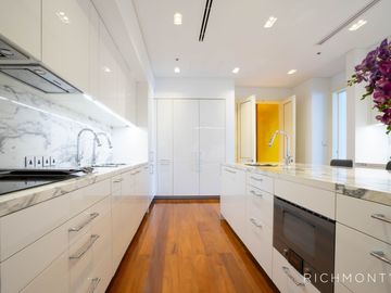 Exclusive 3+1 Bedroom Luxury Condo at The Ritz-Carlton