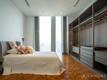 Exclusive 3+1 Bedroom Luxury Condo at The Ritz-Carlton
