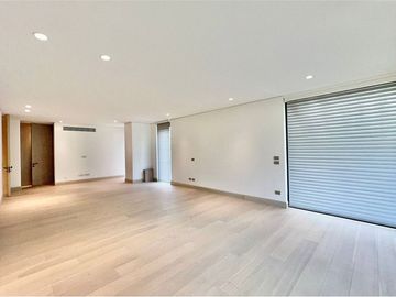 EXCLUSIVO DÚPLEX CON JARDÍN, PISCINA EN SAN DAMIÁN